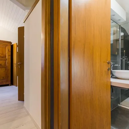La Voce Della Luna Apartment *